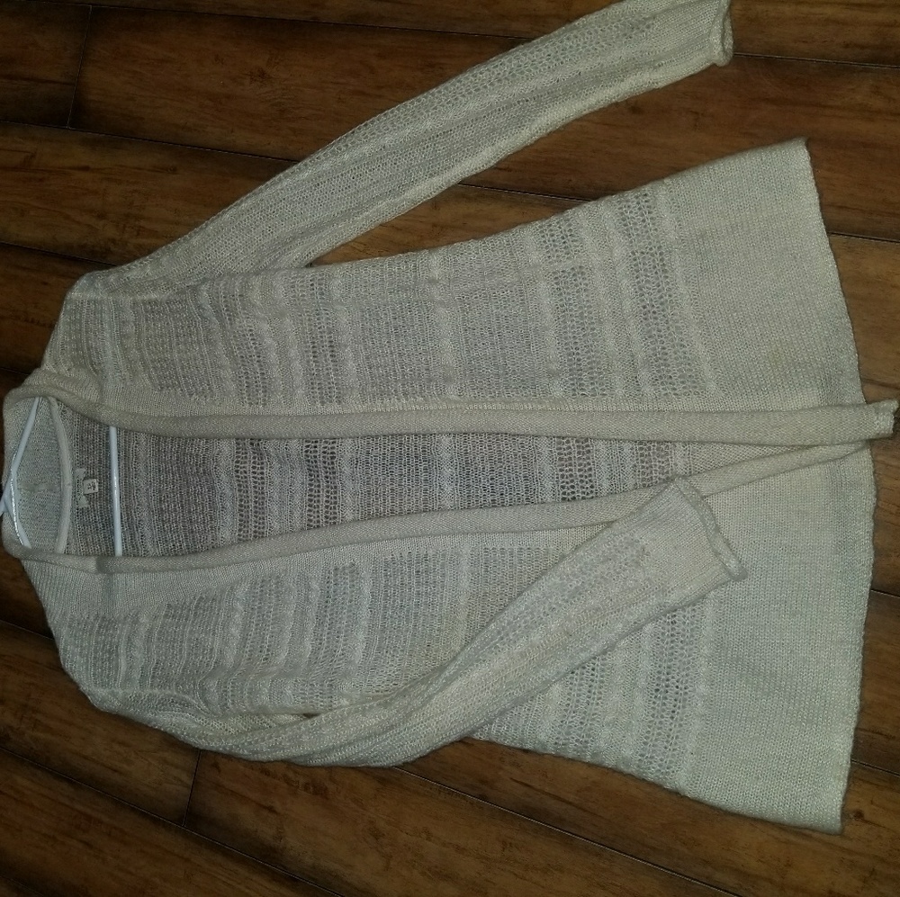 Light weight cardigan